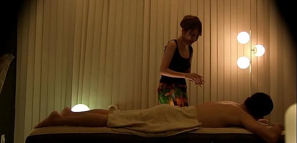  Akasaka luxury erotic massage! Part 2 Excessive superb service that is routinely performed at luxury massage shops.